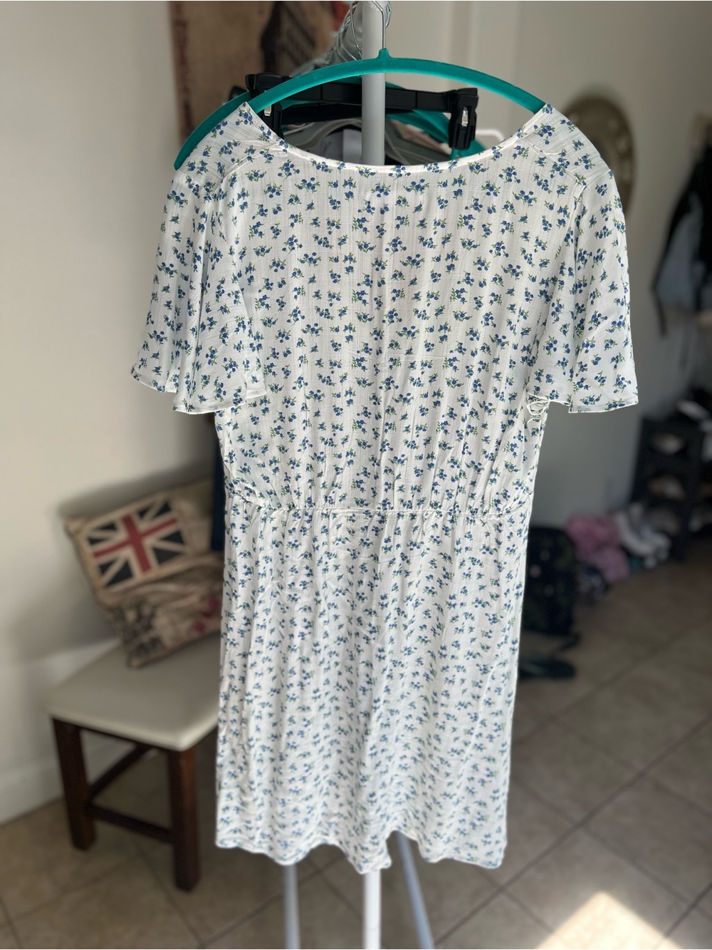 Summer/Spring Dress - Picture 2 of 4